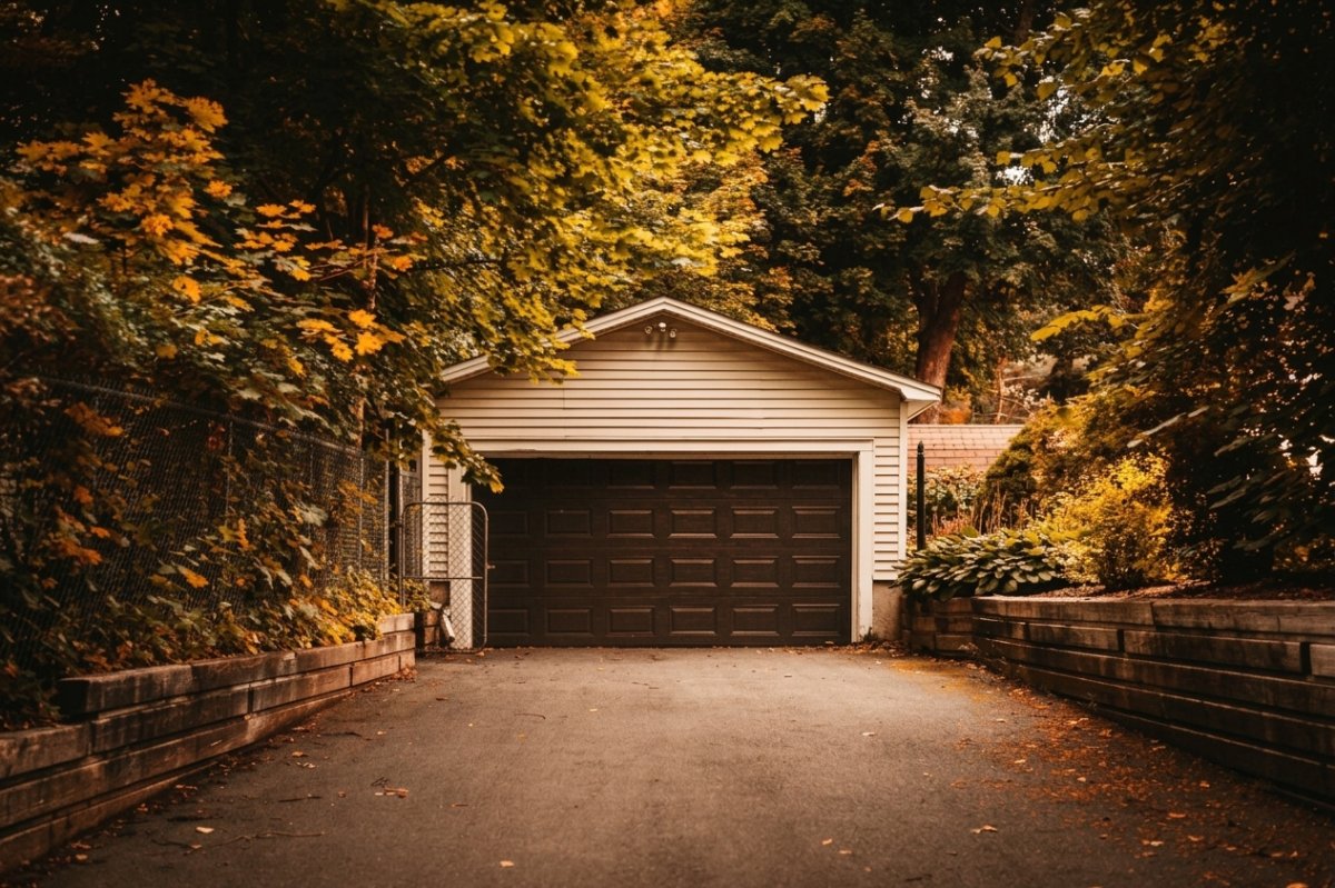 Transformer un garage en chambre : démarches, règles et budget